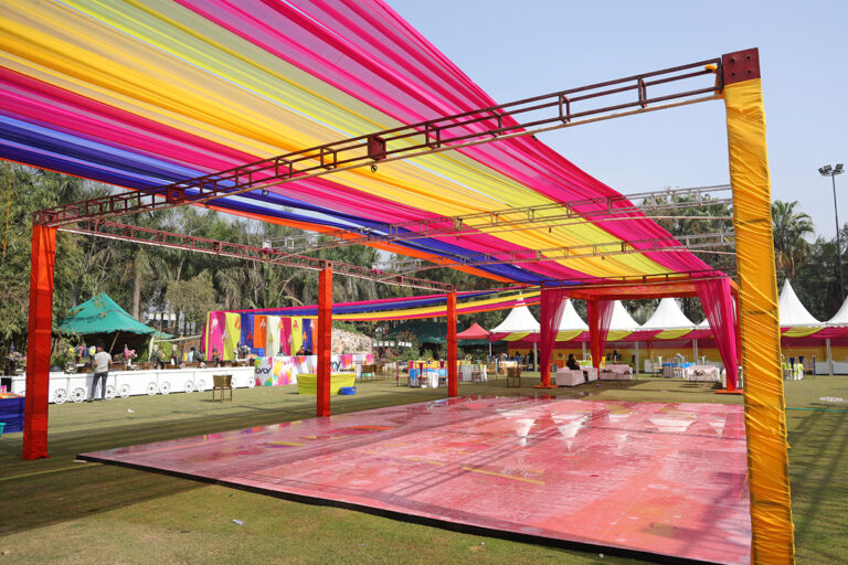 holi-6